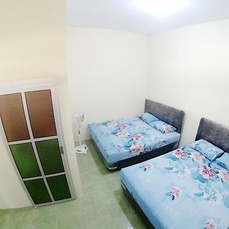 Ngadiwinatan Alleyway Guest House Jogja Yogyakarta Esterno foto