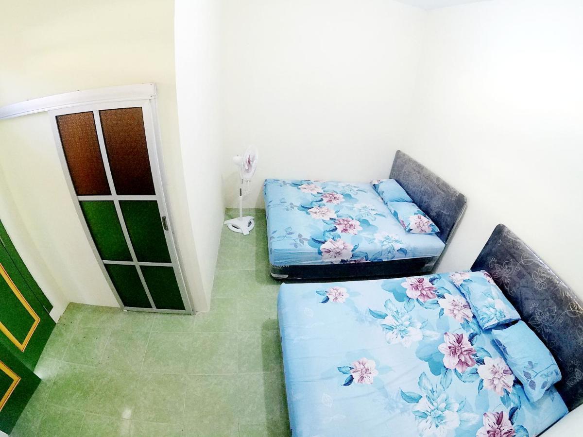 Ngadiwinatan Alleyway Guest House Jogja Yogyakarta Esterno foto