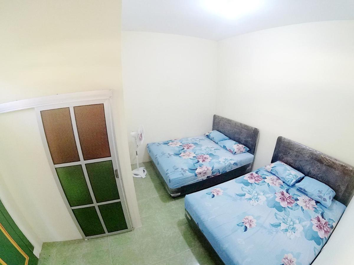 Ngadiwinatan Alleyway Guest House Jogja Yogyakarta Esterno foto